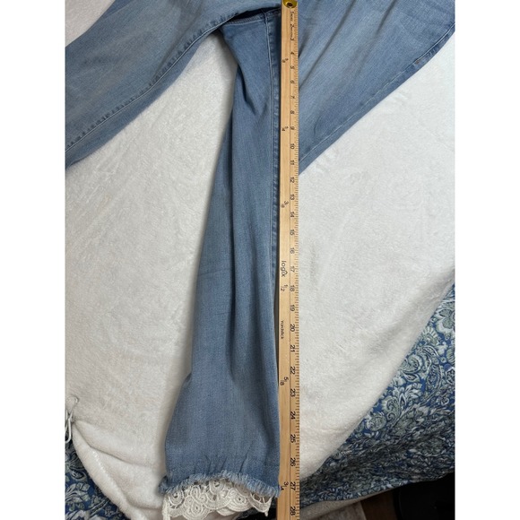 Lane Bryant High Rise Flex Magic Waistband Lace Hem Jeggings Light Wash 18 - Picture 6 of 10